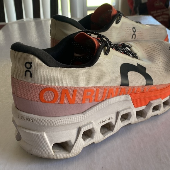 On Men’s Running Shoes Size 10.5 US - Picture 7 of 10